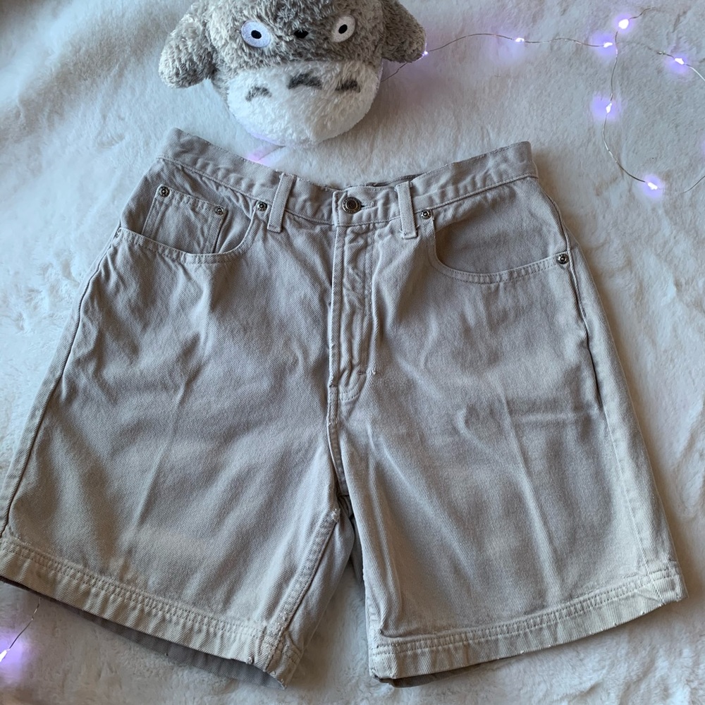 Canyon River Blues Tan Shorts